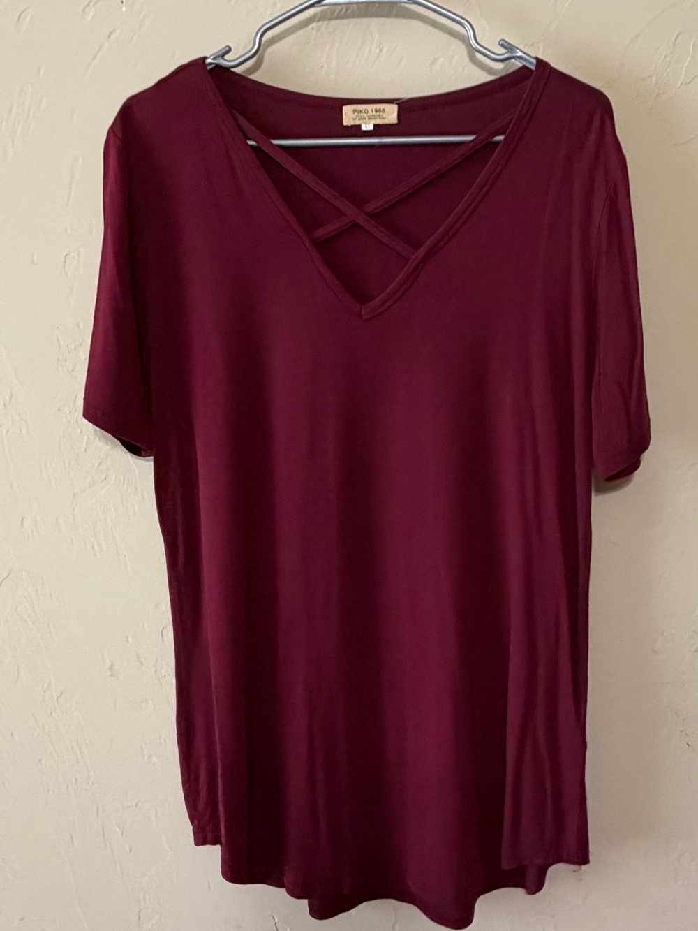 Piko 1988 Women's XL Short Sleeve V-Neck Tee with Crisscross - Burgundy